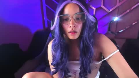  OLIVIA  online show from March 4, 2025, 6:37 am