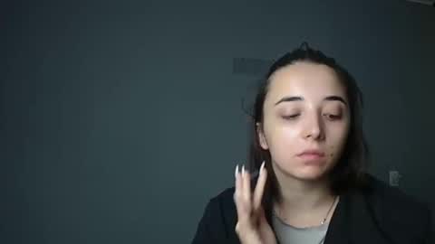 Olivia online show from October 7, 2025, 11:18 am