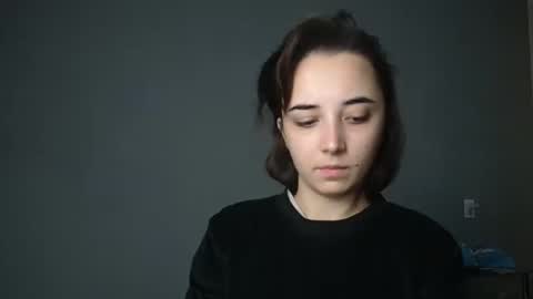 Olivia online show from October 25, 2025, 10:45 am