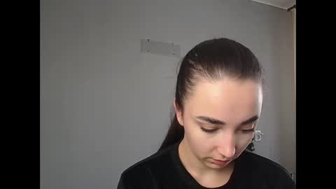 Olivia online show from February 10, 2026, 8:51 am