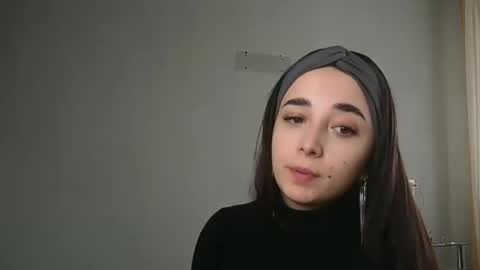 Olivia online show from February 14, 2026, 10:45 am