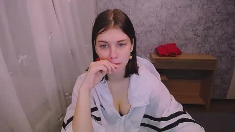 Olivia online show from January 27, 2025, 1:41 pm