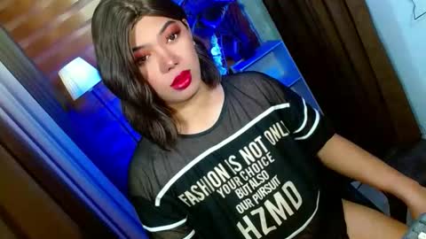 Miss OLIVIA online show from February 25, 2026, 9:30 am