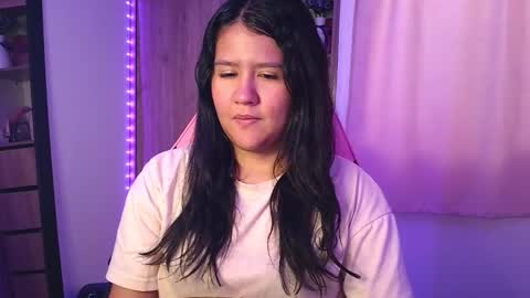 Olivia online show from November 23, 2025, 1:00 pm