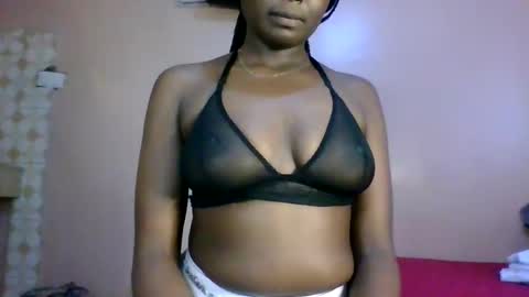 Snapshot of oliviah_1 chatting on October 22, 2025, 7:08 am oliviah_1 online show from October 22, 2025, 7:08 am