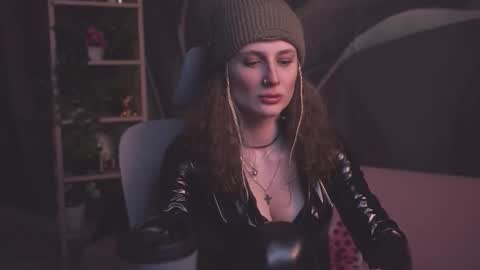 Liv online show from September 12, 2025, 8:42 pm