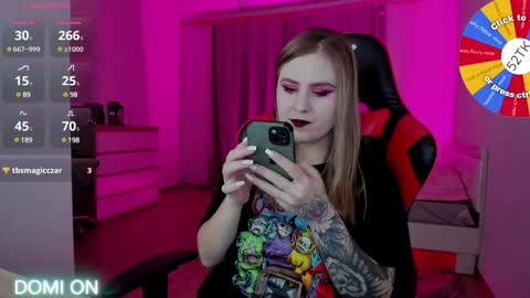 Snapshot of oliviamunk chatting on December 4, 2024, 3:48 am . online show from December 4, 2024, 3:48 am