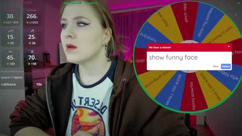 Snapshot of oliviamunk chatting on December 25, 2024, 3:18 am . online show from December 25, 2024, 3:18 am