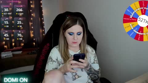 Snapshot of oliviamunk chatting on January 25, 2025, 7:17 am . online show from January 25, 2025, 7:17 am