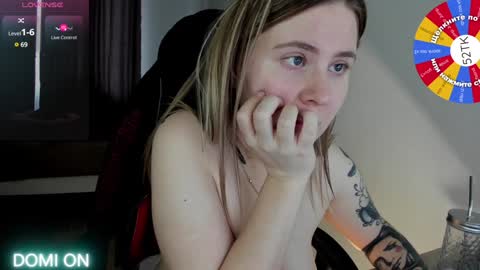 Snapshot of oliviamunk chatting on January 27, 2025, 11:32 am . online show from January 27, 2025, 11:32 am