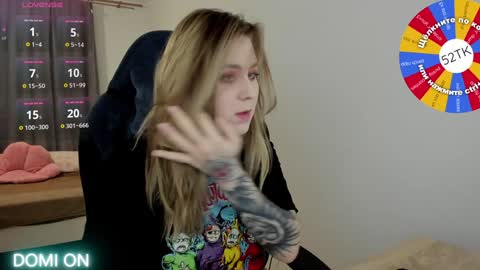 Snapshot of oliviamunk chatting on February 2, 2025, 4:37 am . online show from February 2, 2025, 4:37 am