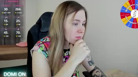 Snapshot of oliviamunk chatting on February 21, 2025, 3:56 am . online show from February 21, 2025, 3:56 am