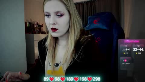 Snapshot of oliviamunk chatting on September 28, 2025, 5:02 am . online show from September 28, 2025, 5:02 am