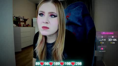 Snapshot of oliviamunk chatting on October 10, 2025, 5:06 am . online show from October 10, 2025, 5:06 am