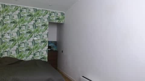 Olivia online show from November 8, 2025, 5:29 am