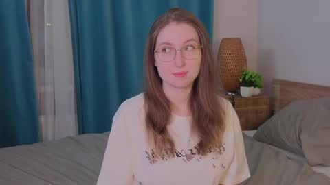 Kylie online show from April 19, 2026, 7:27 pm