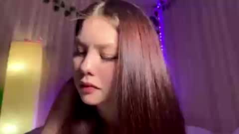 Emma online show from May 1, 2026, 12:10 pm
