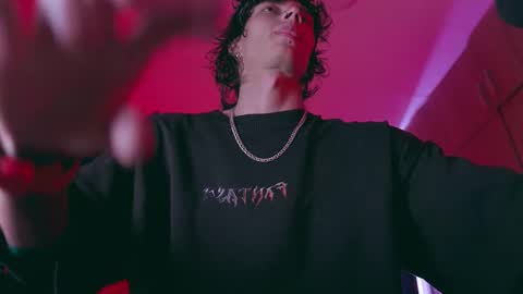     online show from November 15, 2025, 2:53 am