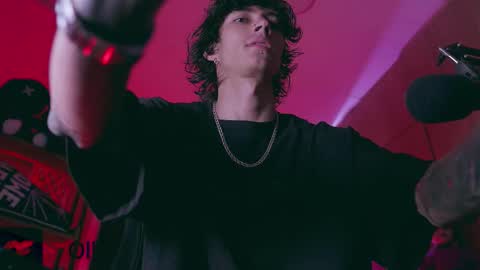     online show from November 23, 2025, 10:15 am