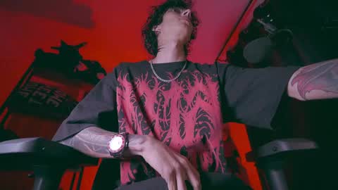     online show from April 14, 2026, 2:39 am