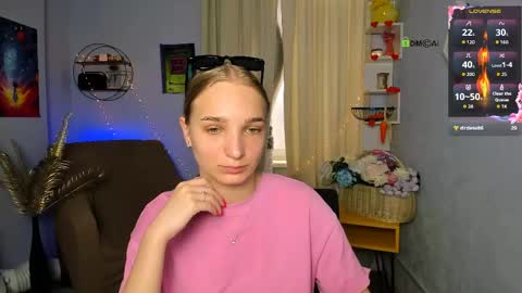 Snapshot of ollivia_dream chatting on May 26, 2026, 5:58 am Ollivia online show from May 26, 2026, 5:58 am