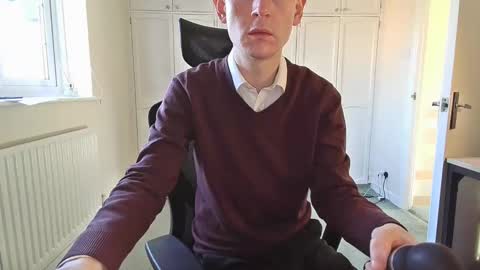 Snapshot of ollysparks chatting on February 2, 2025, 1:30 pm Olly online show from February 2, 2025, 1:30 pm