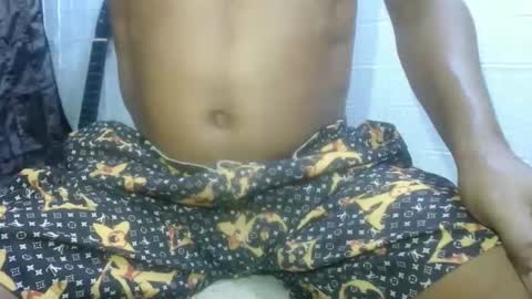 OlySantos online show from May 11, 2026, 12:22 pm