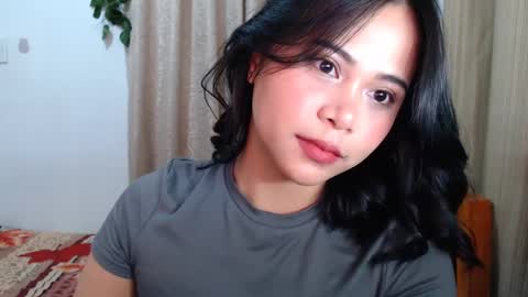 Snapshot of omariaennaid chatting on December 5, 2024, 2:31 am Angel online show from December 5, 2024, 2:31 am