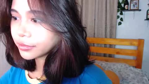 Snapshot of omariaennaid chatting on September 25, 2025, 9:07 pm Angel online show from September 25, 2025, 9:07 pm