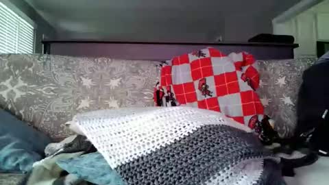 Omar online show from April 17, 2026, 1:25 pm