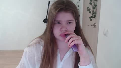 Snapshot of omellyoo chatting on March 3, 2026, 12:11 pm MellY online show from March 3, 2026, 12:11 pm