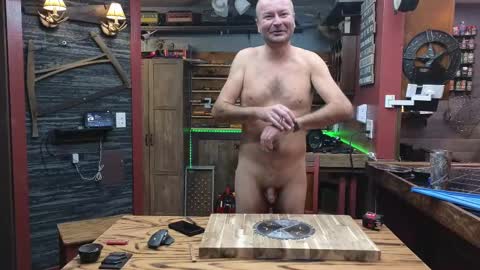 Norm online show from November 13, 2025, 9:14 pm