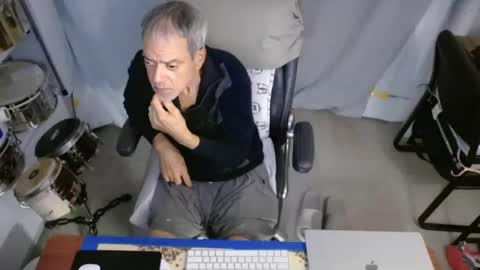 ondoko1234 online show from October 19, 2025, 8:20 pm