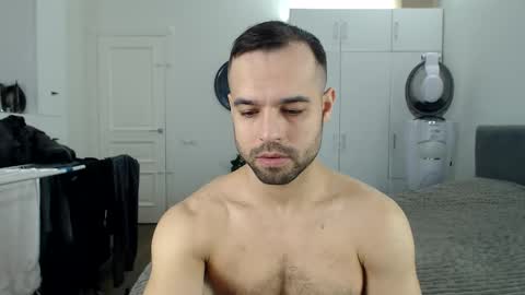 onebestlover online show from January 19, 2026, 8:51 am