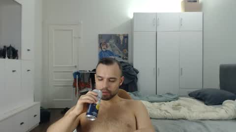 onebestlover online show from June 27, 2026, 9:03 am