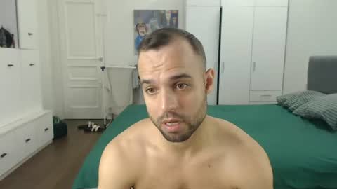 onebestlover online show from July 15, 2026, 10:20 am