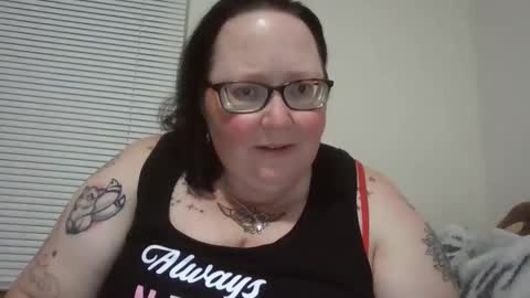 Snapshot of onedaffodil84 chatting on May 6, 2026, 7:13 am Pixie online show from May 6, 2026, 7:13 am