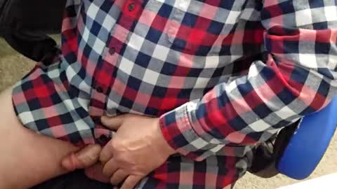 Snapshot of onelargecock0615 chatting on November 8, 2025, 10:04 am Unpredictable online show from November 8, 2025, 10:04 am