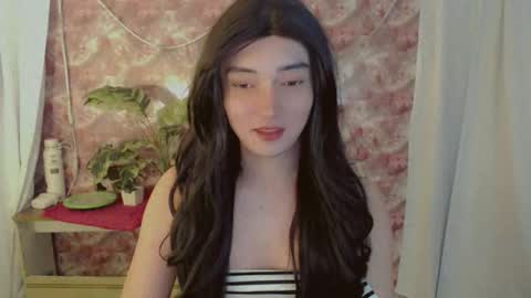 Snapshot of onelesslonelygirl69 chatting on May 29, 2026, 5:11 pm KLIER online show from May 29, 2026, 5:11 pm