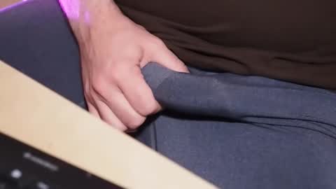 OneManMafia online show from October 17, 2025, 11:24 am