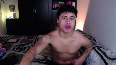 YIN MIGUEL online show from February 19, 2026, 2:24 pm