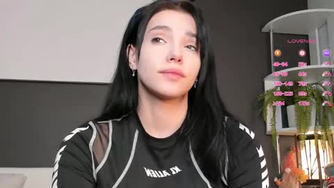 Snapshot of onemoreecall chatting on January 22, 2025, 12:49 pm Lexi online show from January 22, 2025, 12:49 pm