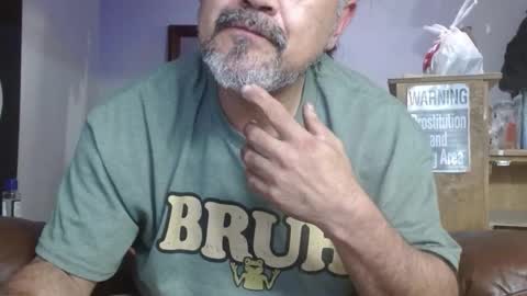 Snapshot of onewayallday chatting on September 26, 2025, 6:23 pm onewaykenny online show from September 26, 2025, 6:23 pm