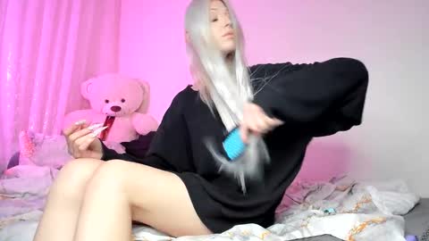 Iva online show from December 15, 2025, 12:20 pm