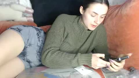 Amalia online show from February 11, 2026, 6:13 pm