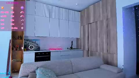 Snapshot of onlycatsss chatting on March 11, 2025, 7:04 am Amelia online show from March 11, 2025, 7:04 am