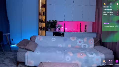 Snapshot of onlycatsss chatting on September 29, 2025, 12:32 pm Amelia online show from September 29, 2025, 12:32 pm