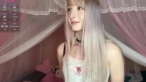 Snapshot of onlyeva1 chatting on June 4, 2026, 8:53 am Eva online show from June 4, 2026, 8:53 am