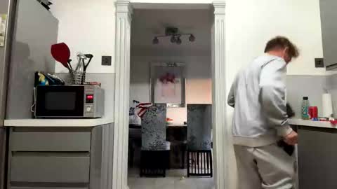 onlyloveyoutwice2016 online show from September 9, 2025, 6:29 pm