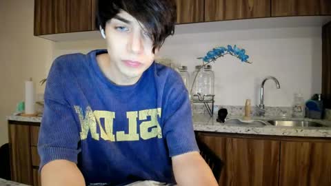 Sergio online show from April 17, 2026, 3:20 am